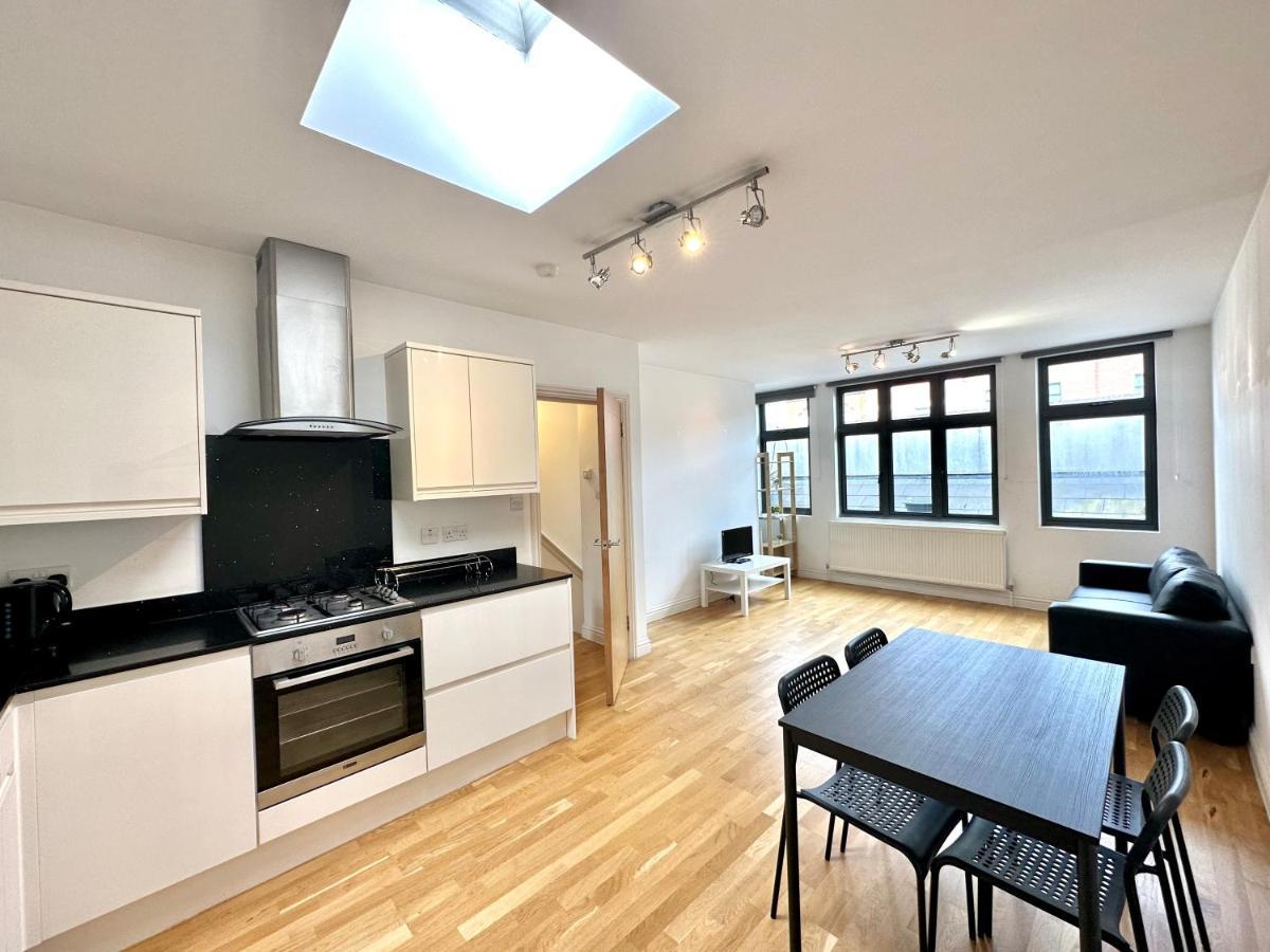 137 Guest House Camden Town Λονδίνο Εξωτερικό φωτογραφία
