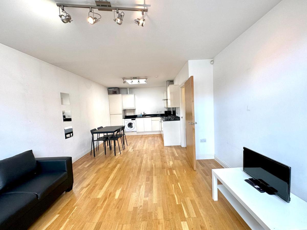 137 Guest House Camden Town Λονδίνο Εξωτερικό φωτογραφία